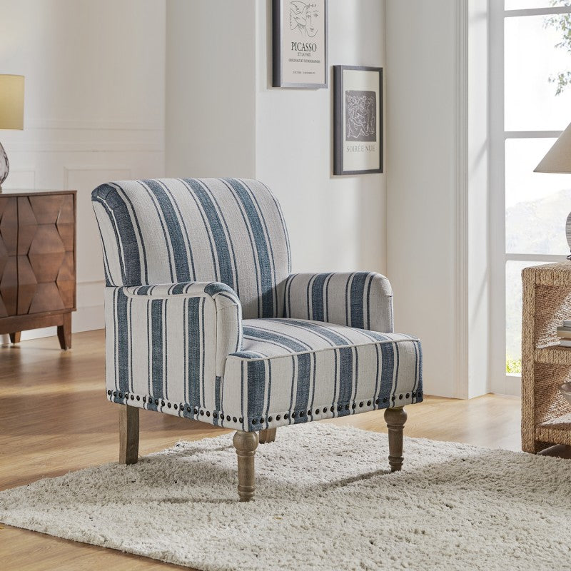 Lecce Farmhouse Armchair with Elegantly Legs